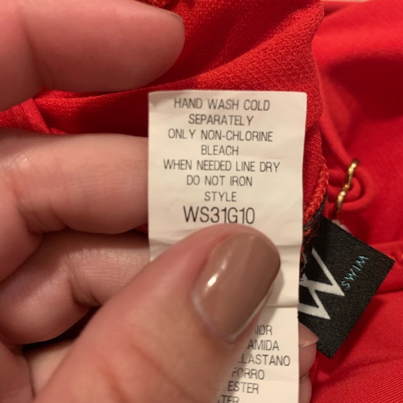 Gorgeous Red Swimsuit - Picture 6 of 8